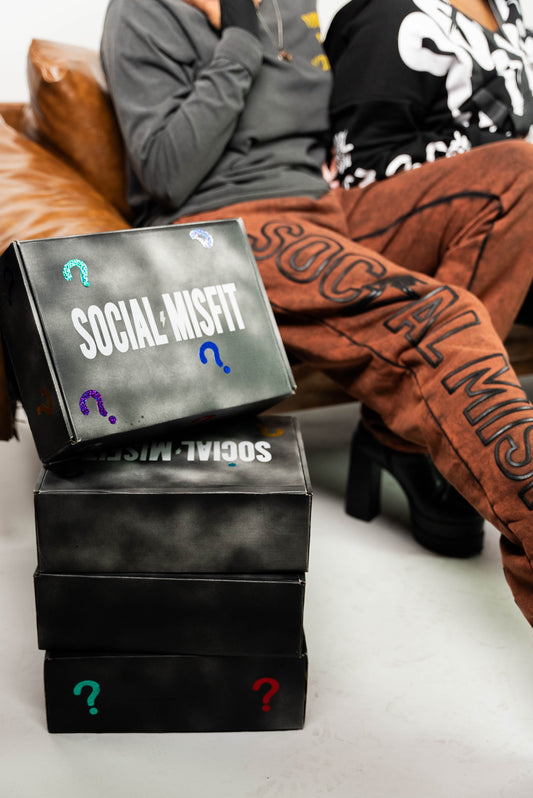 MYSTERY BOX