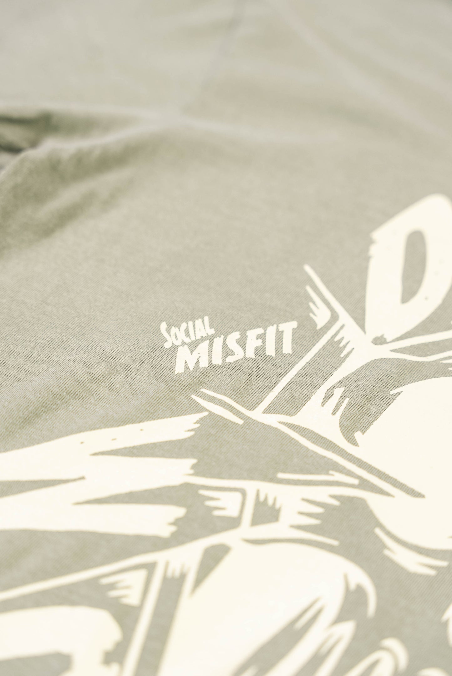 CREEPING MISFIT T-SHIRT